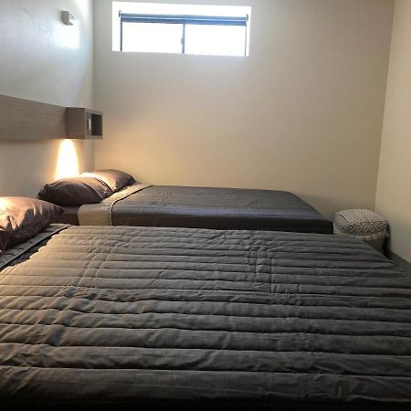 Alberts Est 2017 Innisfail Bagian luar foto
